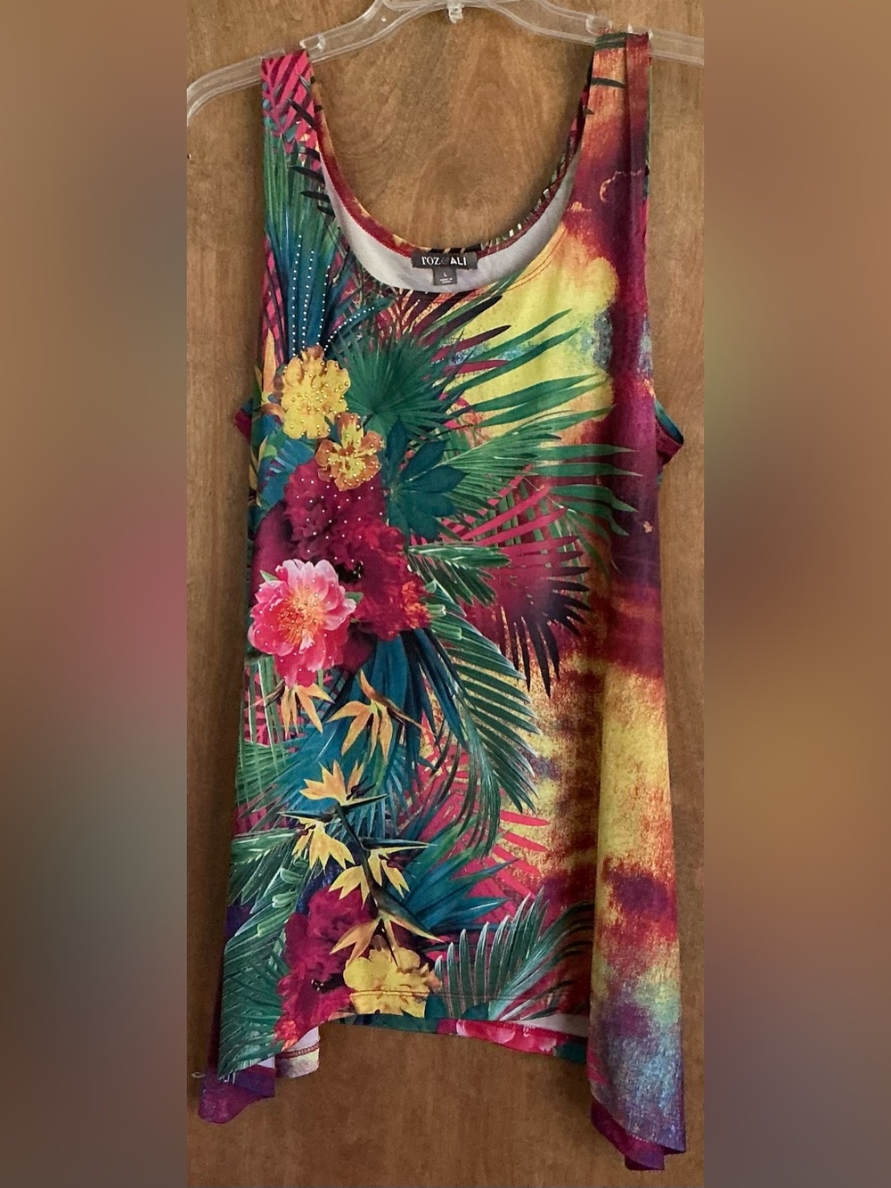 Roz & Ali Women's Sz L Pullover Vibrant Tunic Tank Top Studded Tropical Floral
